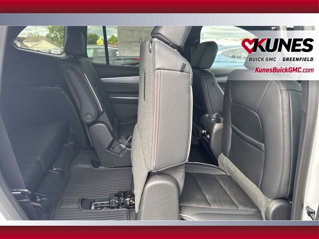 New 2026 Buick Enclave Sport Touring w/ LPO, Floor Liner Package image 52