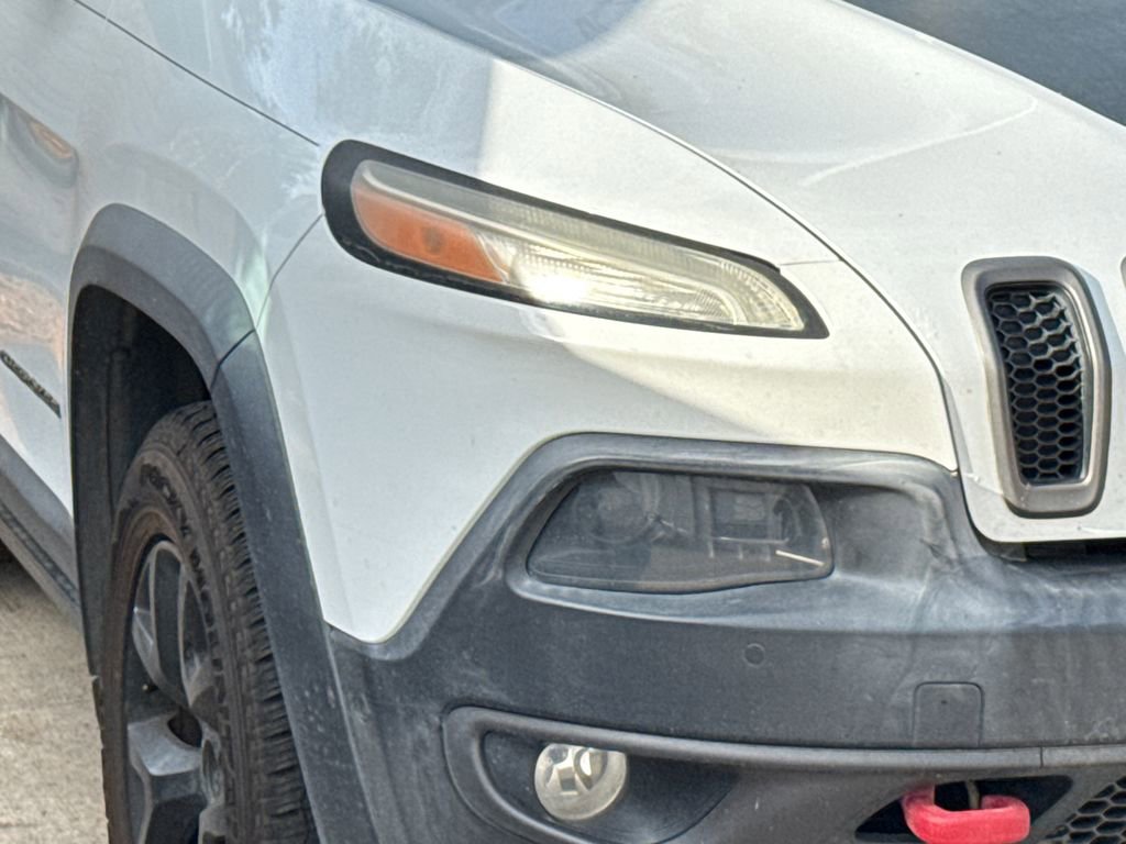 Used 2014 Jeep Cherokee Trailhawk w/ Technology Group image 4