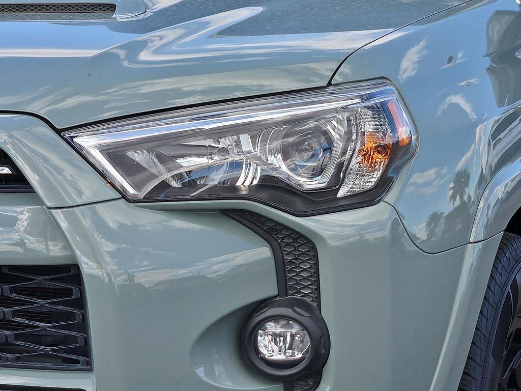 Used 2022 Toyota 4Runner TRD Off-Road Premium w/ Moonroof Package AWD/4WD image 7