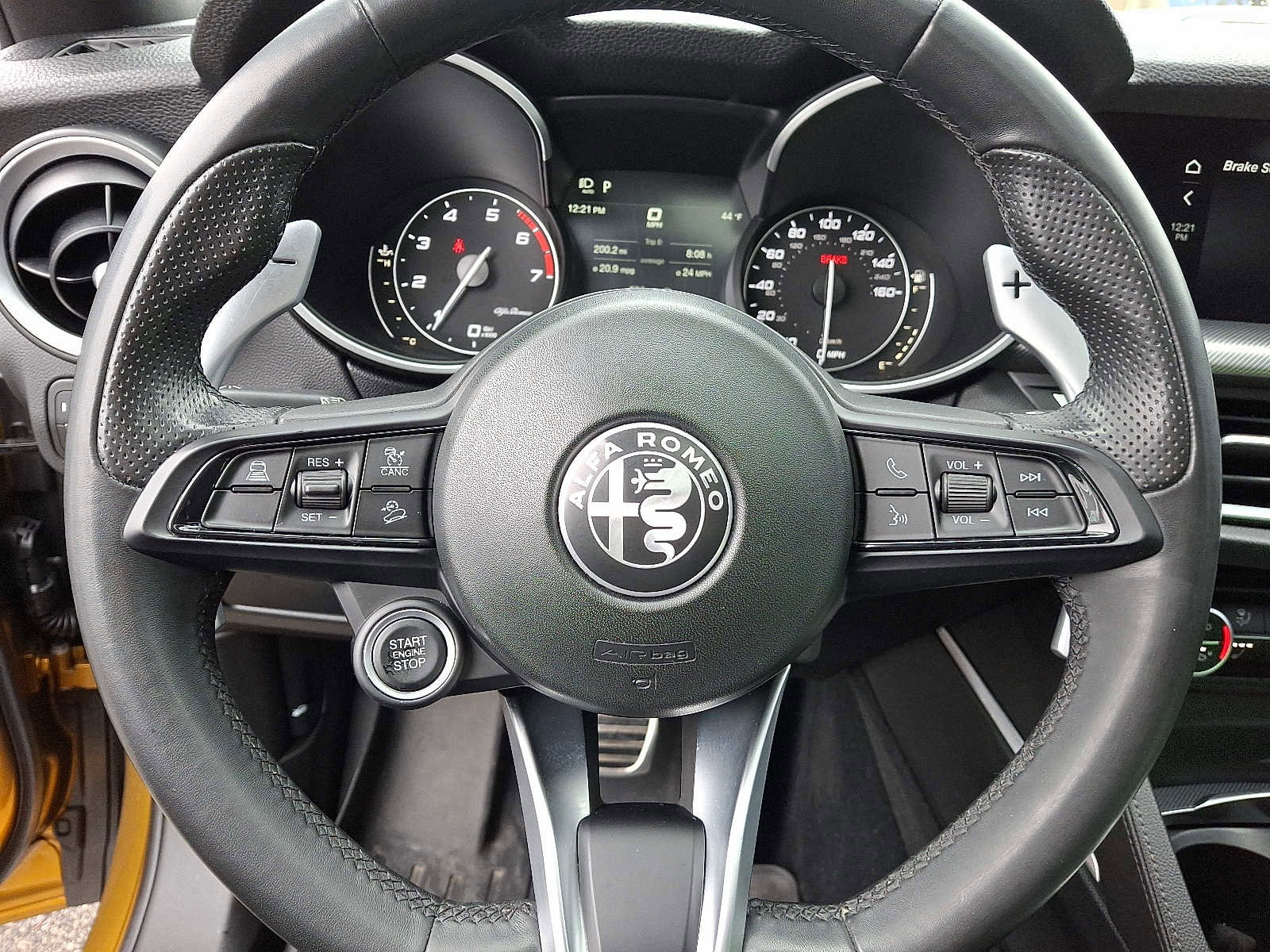 Used 2022 Alfa Romeo Stelvio Veloce image 21