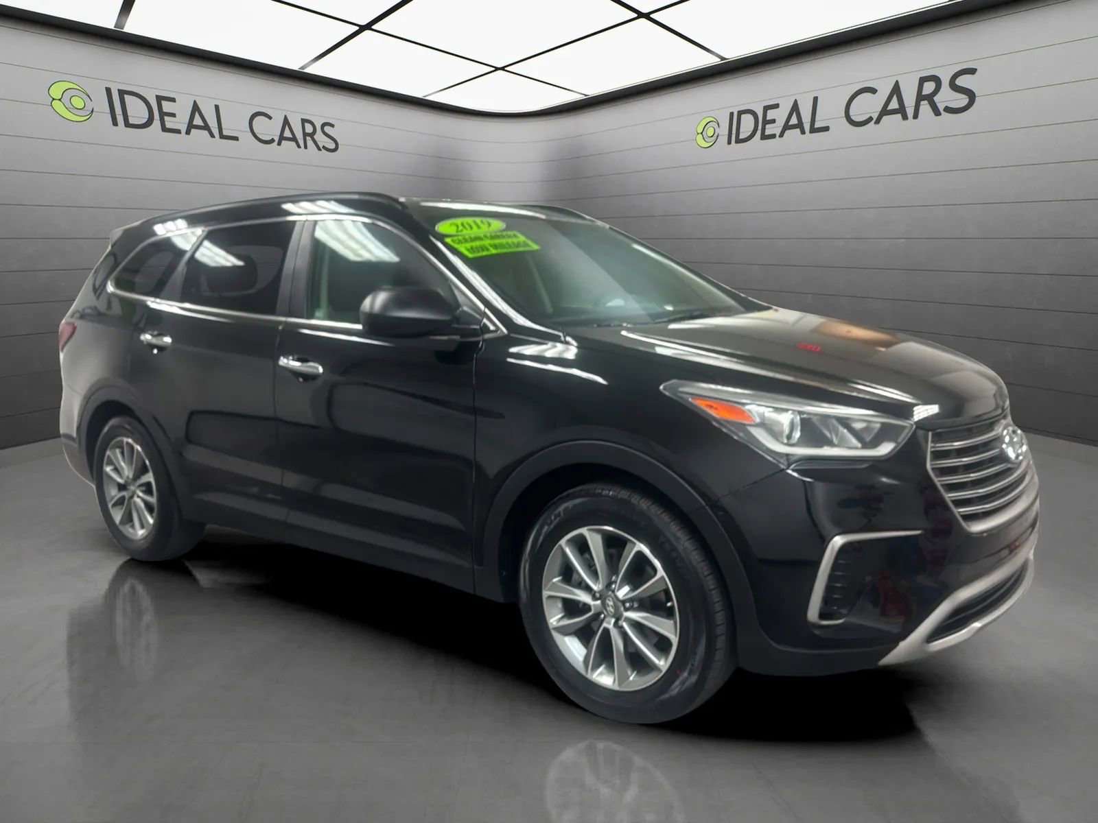 Used 2019 Hyundai Santa Fe XL SE FWD image 7