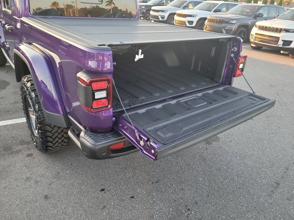 New 2026 Jeep Gladiator Mojave AWD/4WD image 9