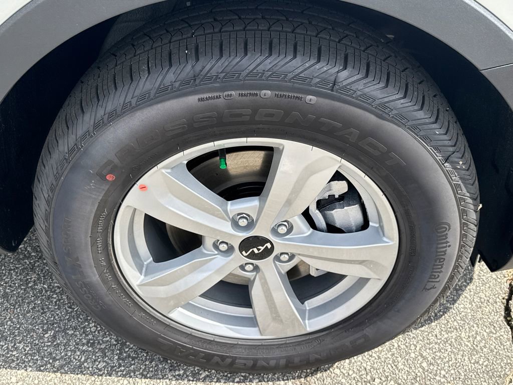New 2026 Kia Sorento LX image 12