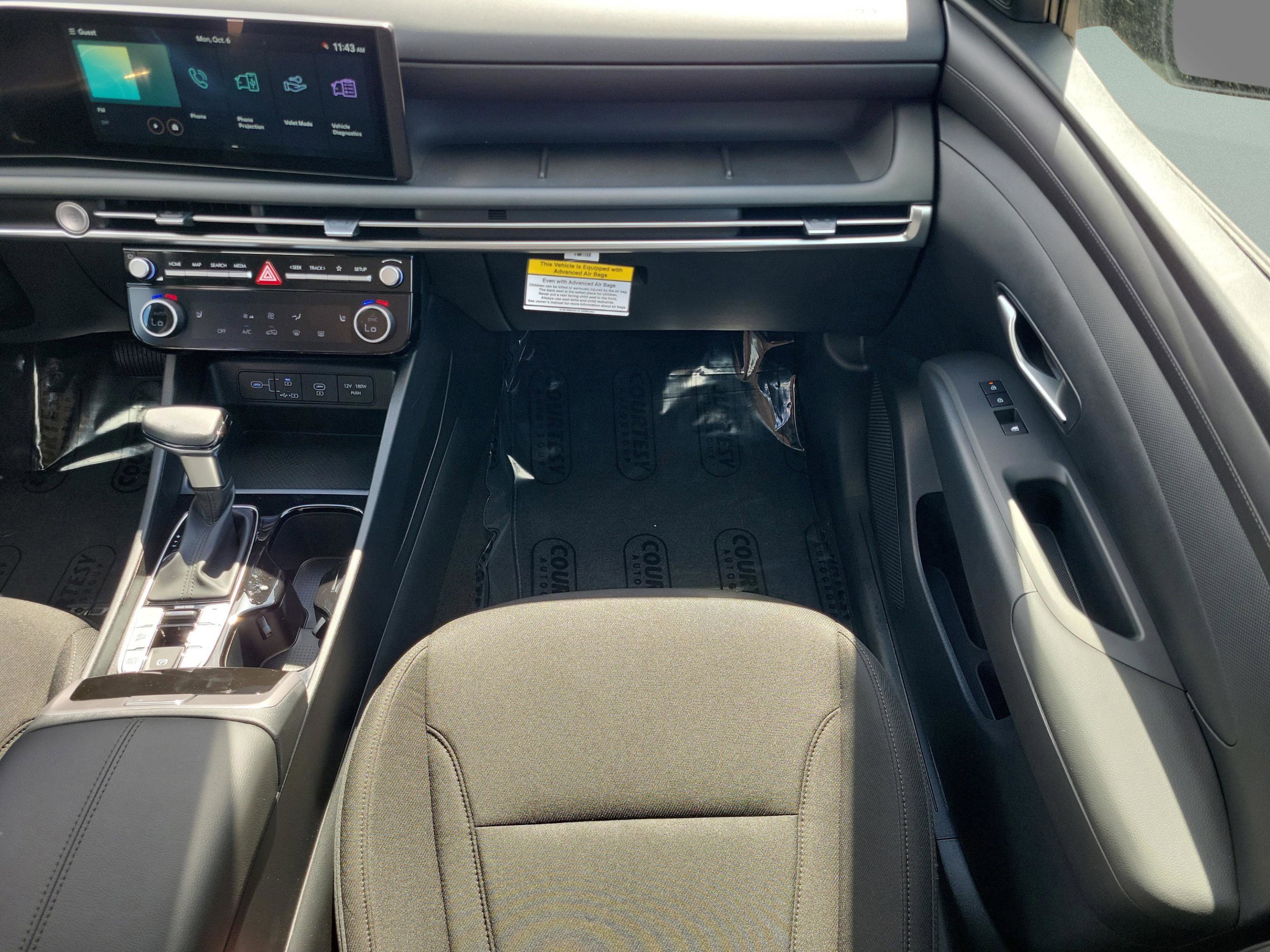 New 2026 Hyundai Tucson SEL image 17