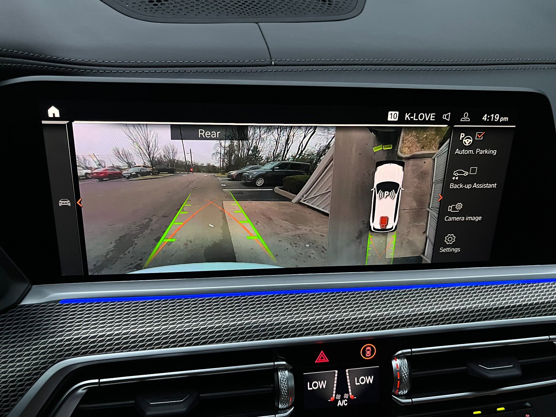 Used 2022 BMW X5 M50i w/ Executive Package image 63