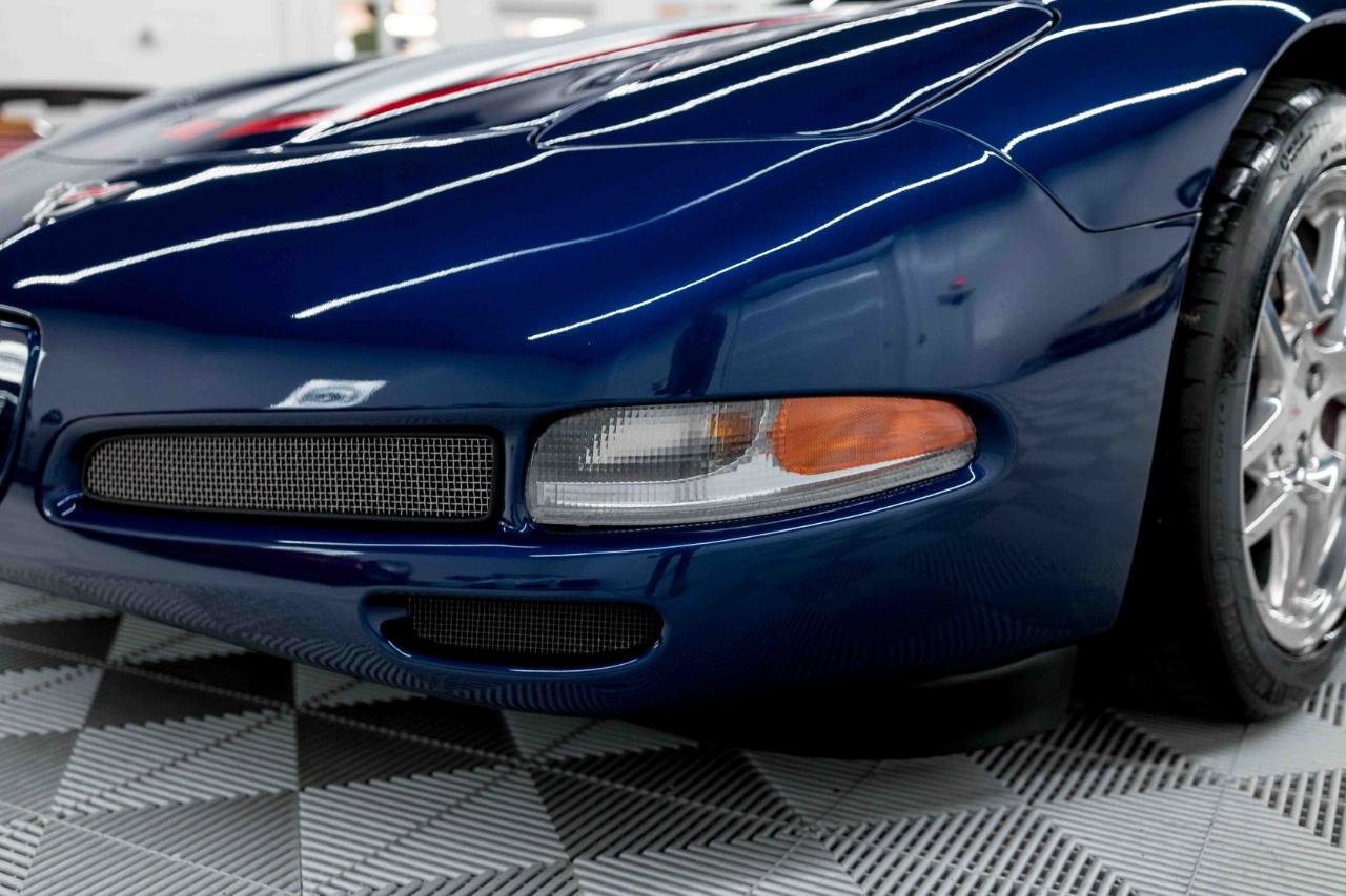 Used 2004 Chevrolet Corvette Z06 w/ Z06 Preferred Equipment Group image 13