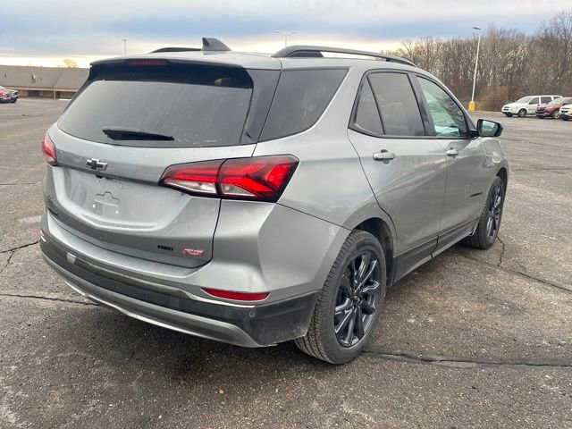 Certified 2023 Chevrolet Equinox RS w/ LPO, Floor Liner Package image 4