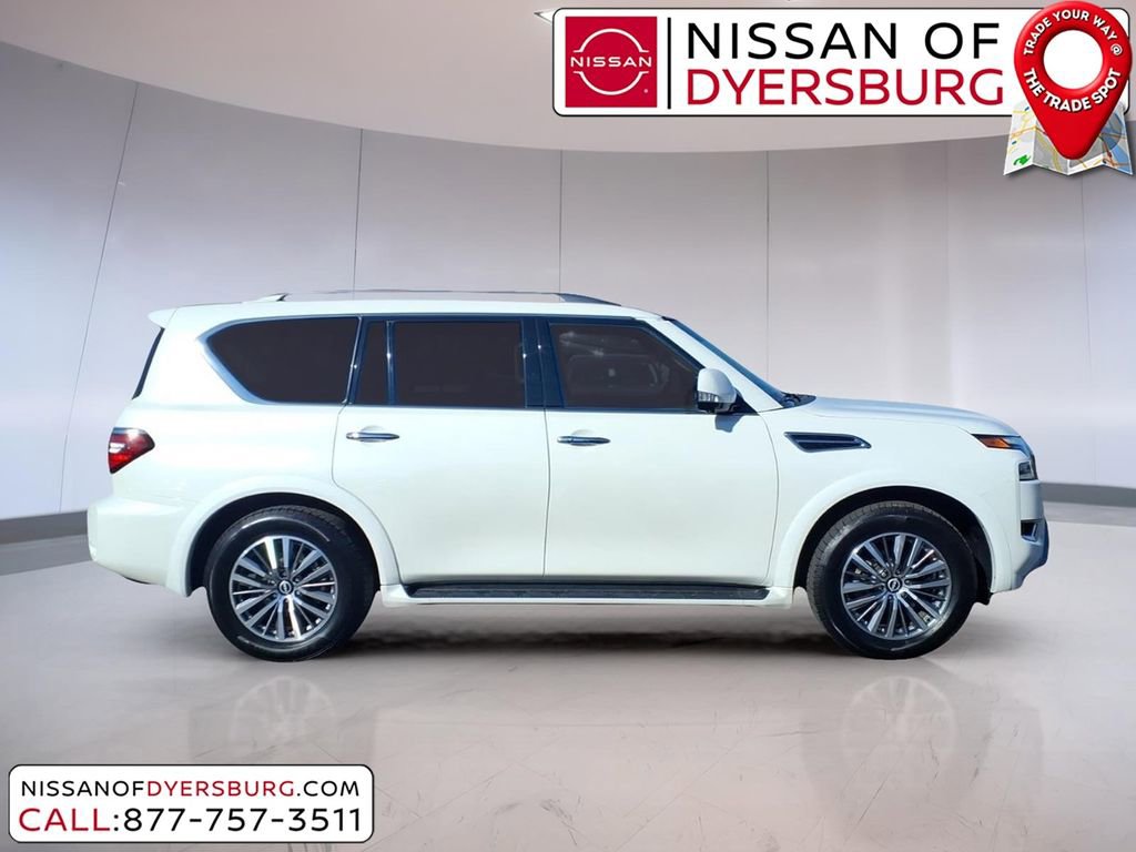 Used 2023 Nissan Armada SL w/ Captain's Chairs Package image 2