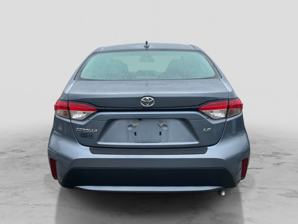 Used 2022 Toyota Corolla LE image 6