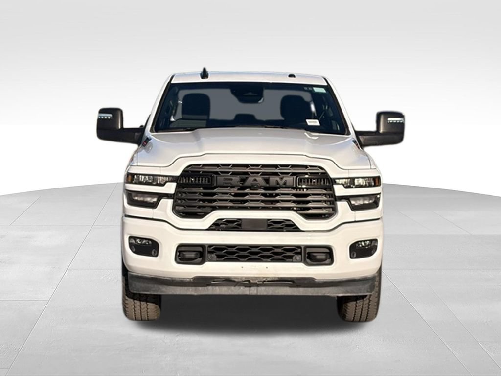 Used 2025 RAM 2500 Big Horn AWD/4WD image 3
