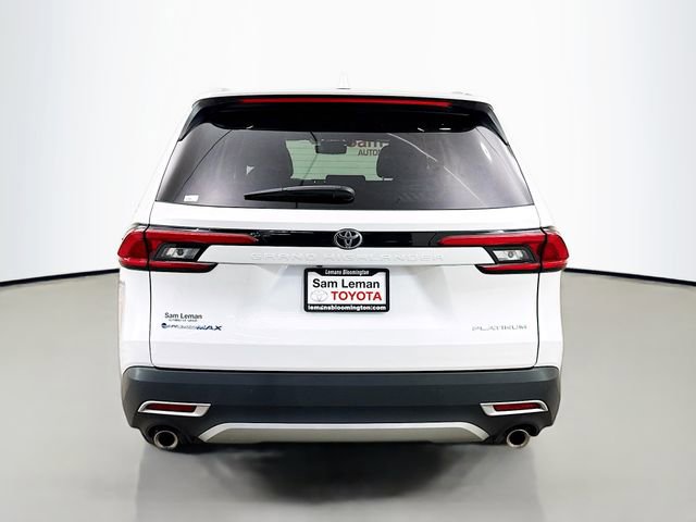 Used 2024 Toyota Grand Highlander AWD Hybrid image 6