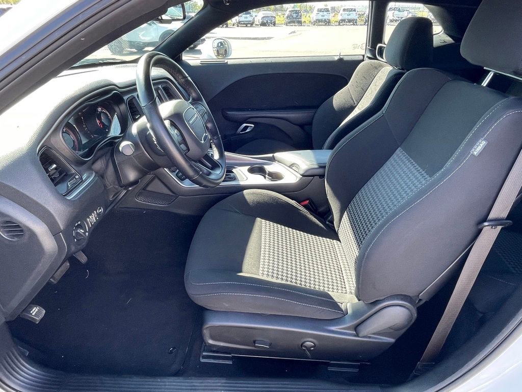 Used 2022 Dodge Challenger R/T w/ Blacktop Package image 20