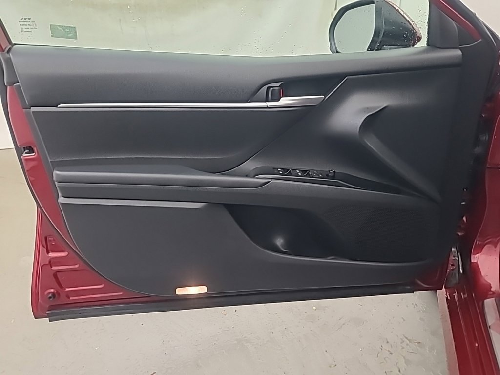 Used 2019 Toyota Camry LE FWD image 22