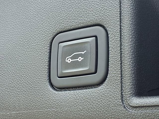 Used 2022 GMC Terrain AT4 w/ Infotainment Package II image 28