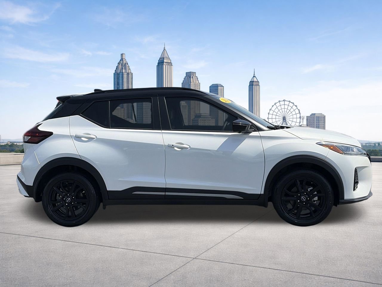 Certified 2024 Nissan Kicks SR w/ SR Premium Package FWD image 6