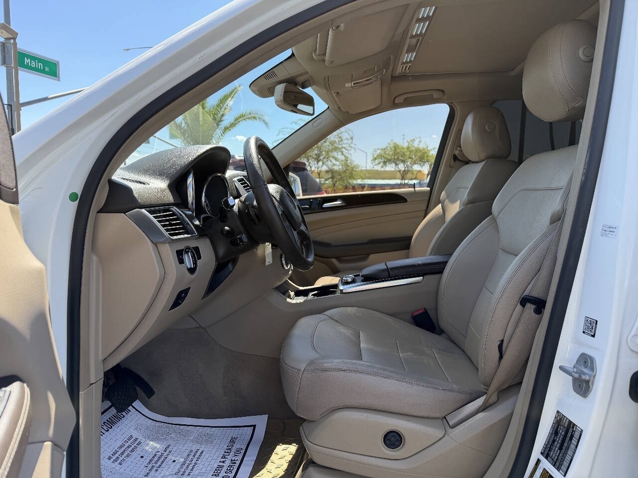 Used 2014 Mercedes-Benz ML 350 BlueTEC 4MATIC w/ Premium 1 Package image 9