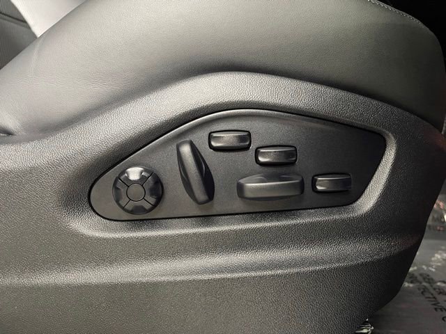 Used 2025 Porsche Cayenne GTS image 26