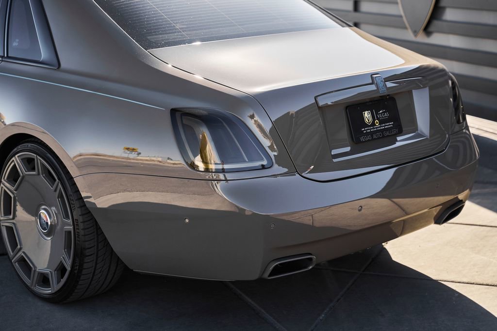 Used 2025 Rolls-Royce Ghost AWD/4WD image 12