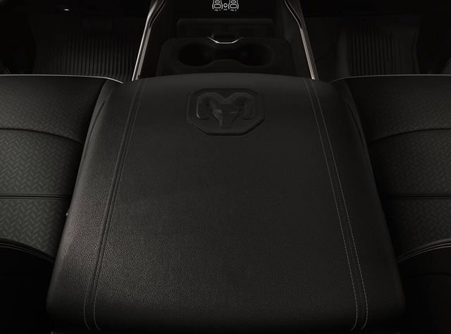 New 2026 RAM 3500 Laramie AWD/4WD image 4