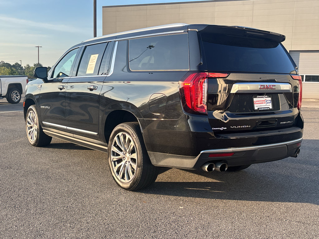 Used 2024 GMC Yukon XL Denali RWD image 7