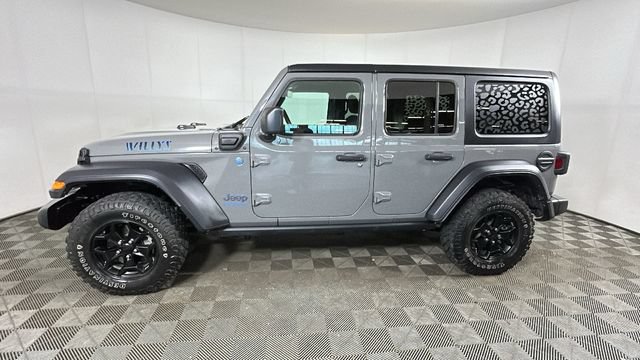 Used 2023 Jeep Wrangler Unlimited w/ Cold Weather Group AWD/4WD image 6