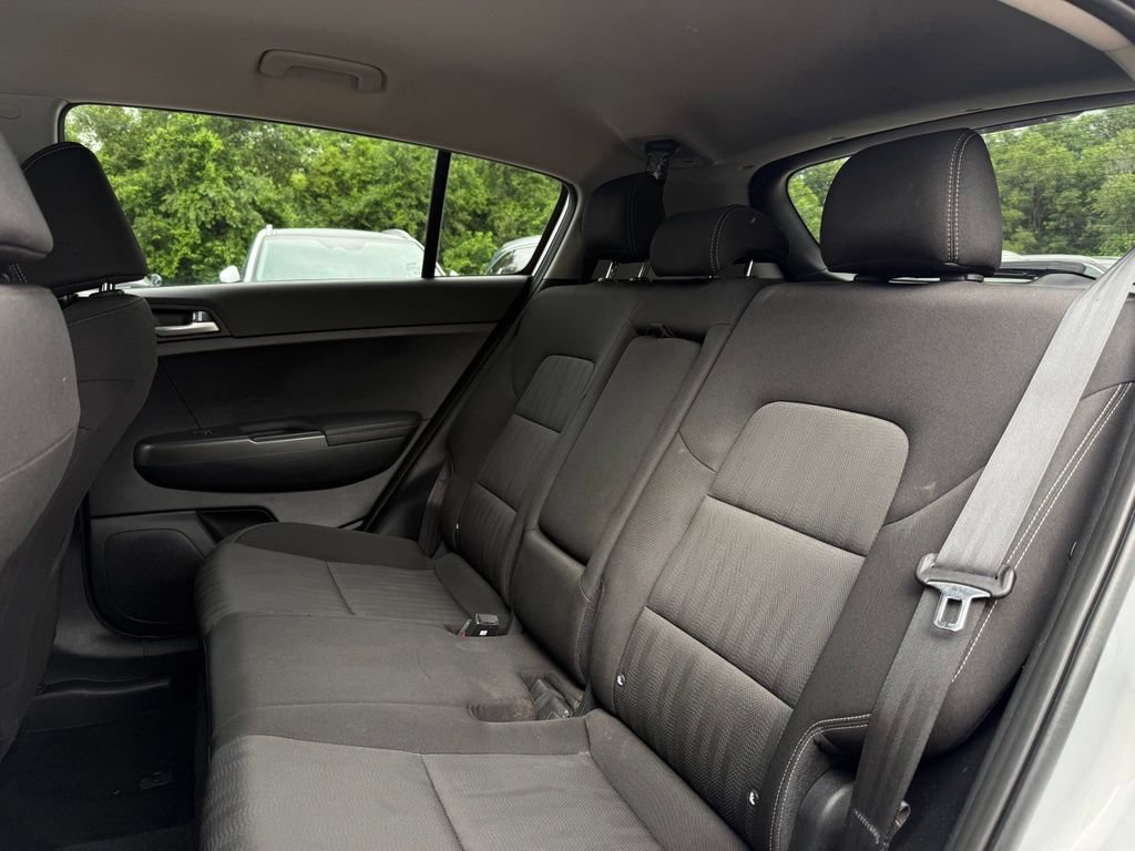 Used 2020 Kia Sportage LX AWD/4WD image 12