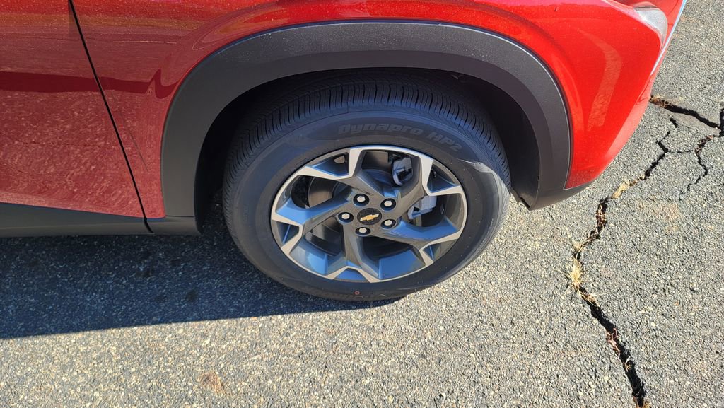 New 2026 Chevrolet Trax LT image 15