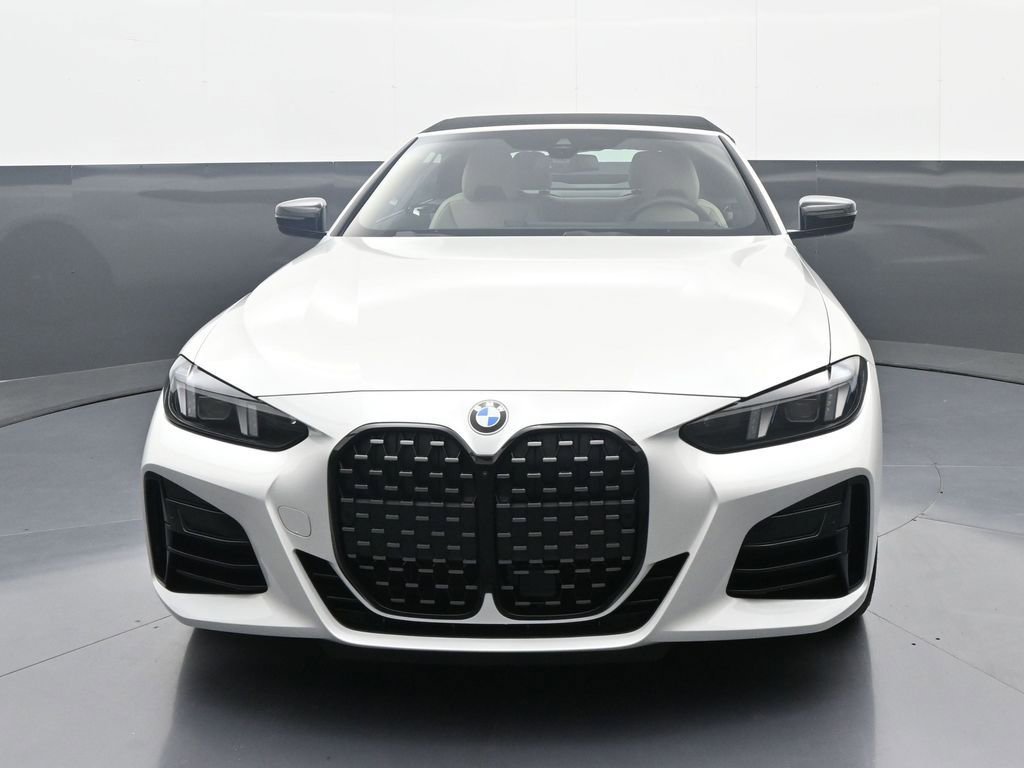 Used 2026 BMW 440i xDrive Convertible w/ Premium Package image 2