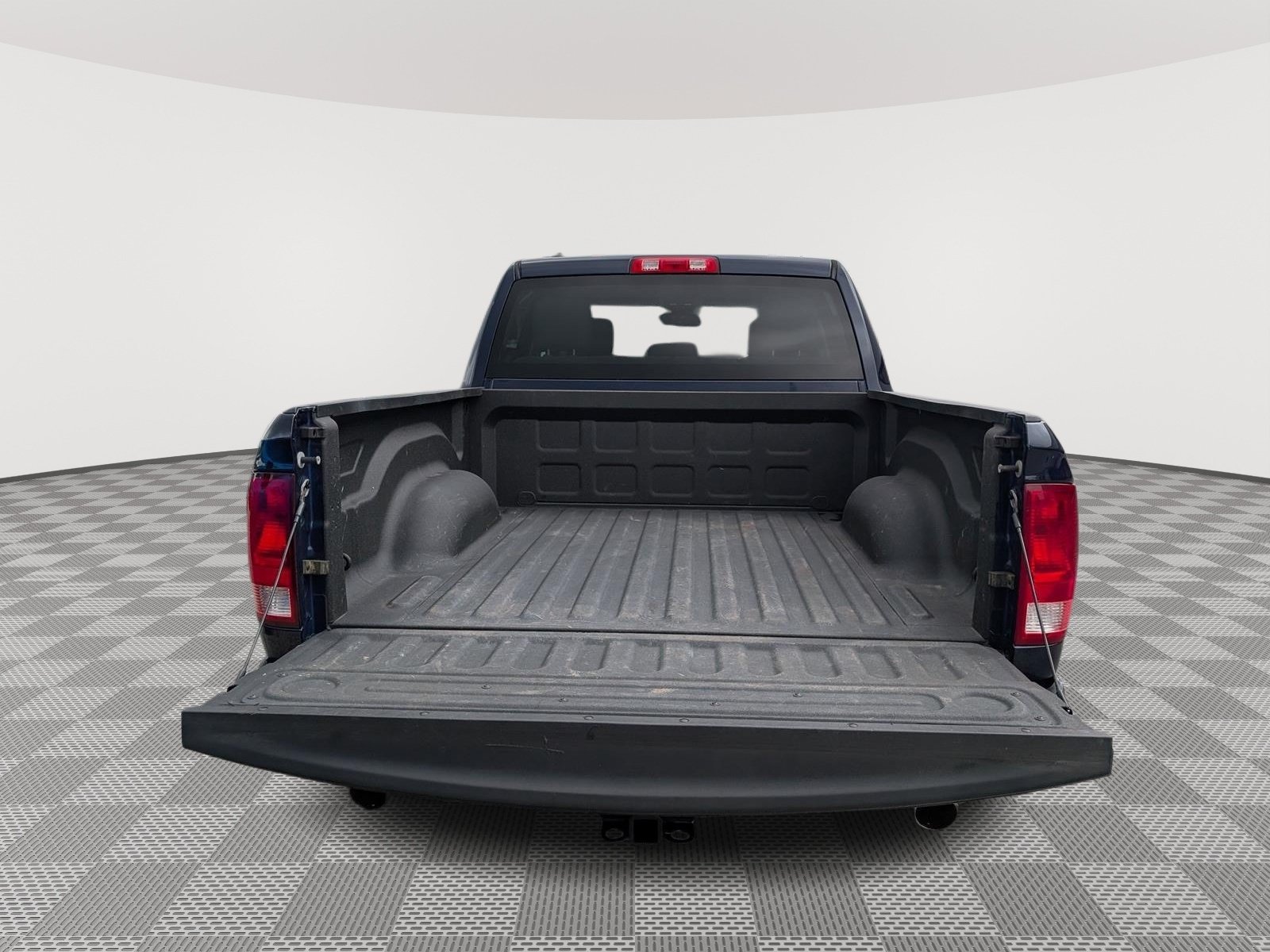 Used 2016 RAM 1500 Express w/ Popular Equipment Group AWD/4WD image 12
