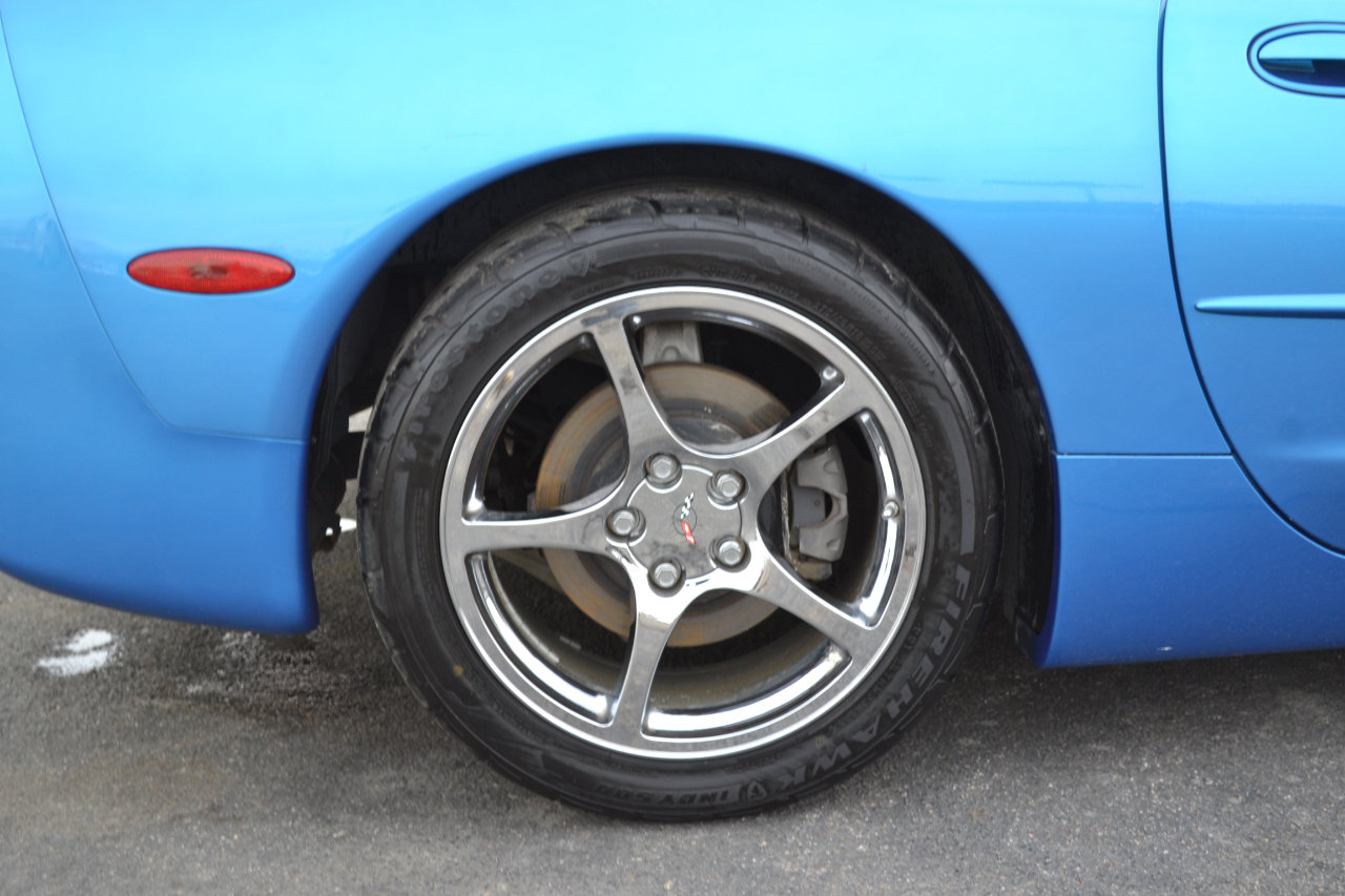 Used 2000 Chevrolet Corvette Convertible w/ Memory Pkg image 44