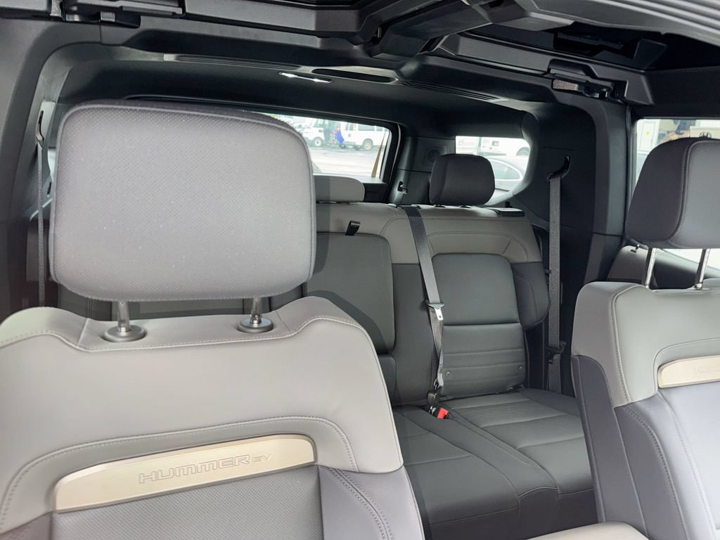 Used 2025 GMC Hummer EV 3X AWD/4WD image 33