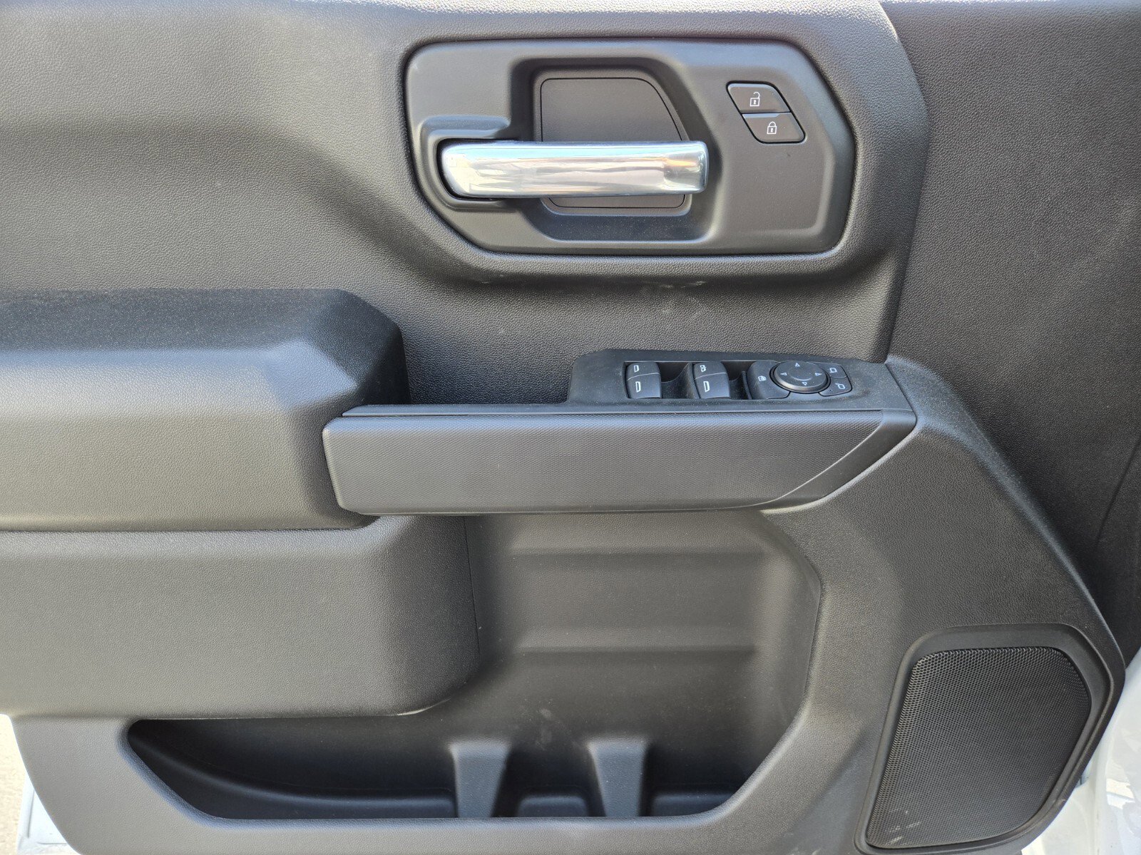 New 2025 GMC Sierra 2500 Pro w/ Convenience Package image 9