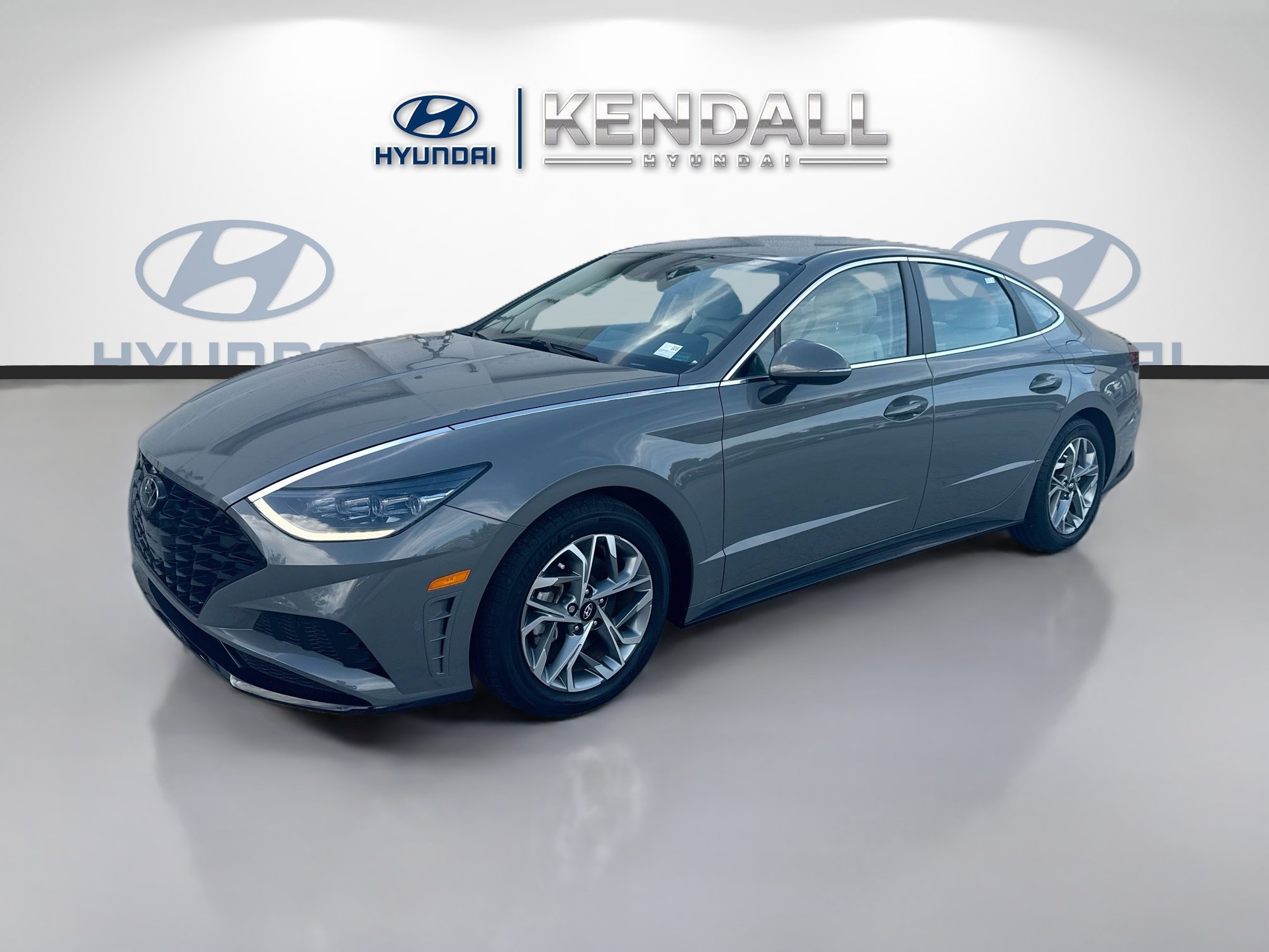 Used 2023 Hyundai Sonata SEL FWD image 3