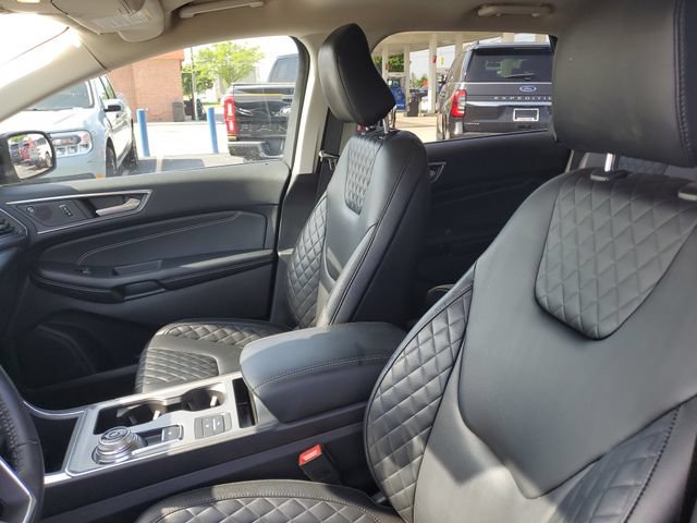 Used 2023 Ford Edge Titanium AWD/4WD image 7