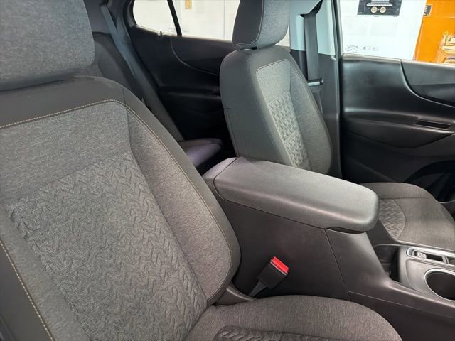 Used 2023 Chevrolet Equinox LT image 29