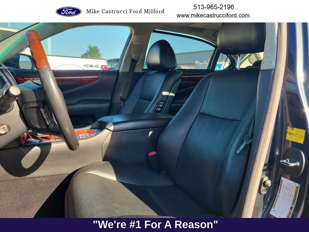 Used 2010 Lexus LS 460 L w/ Rear Seat Upgrade Pkg RWD image 22