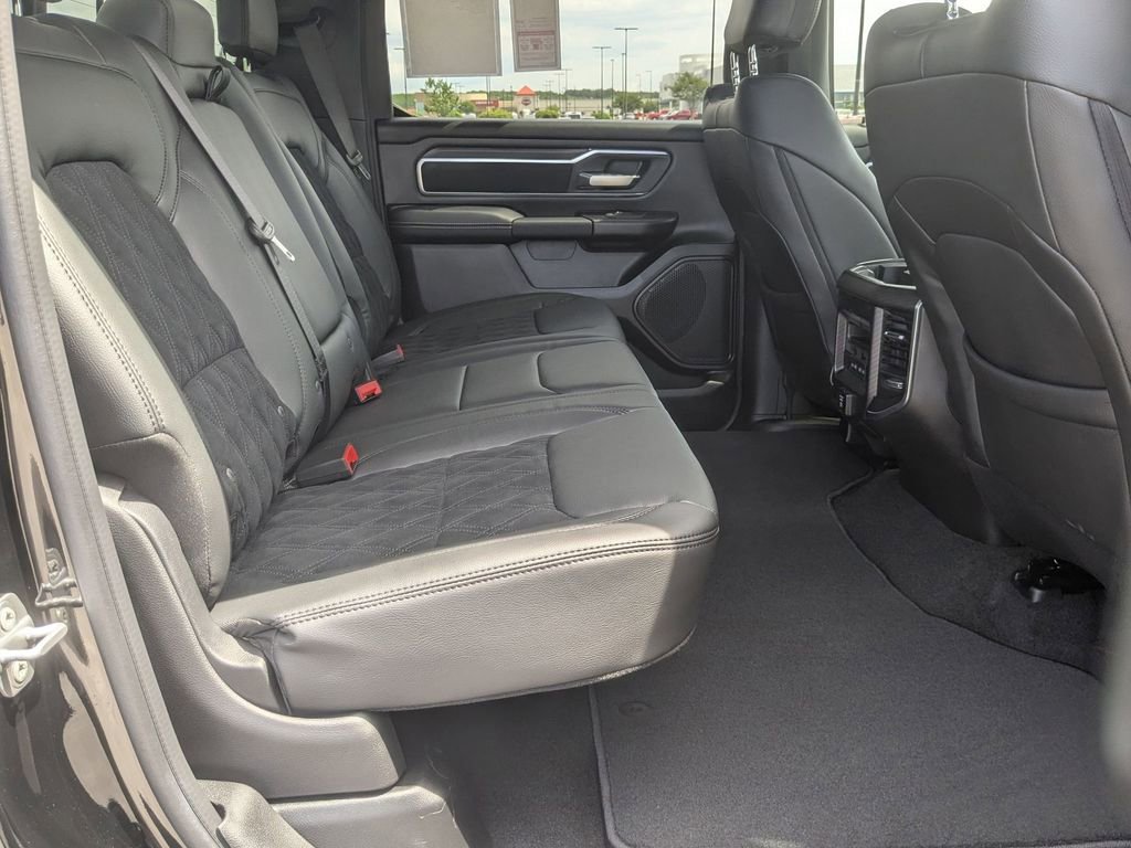New 2026 RAM 1500 Big Horn AWD/4WD image 34