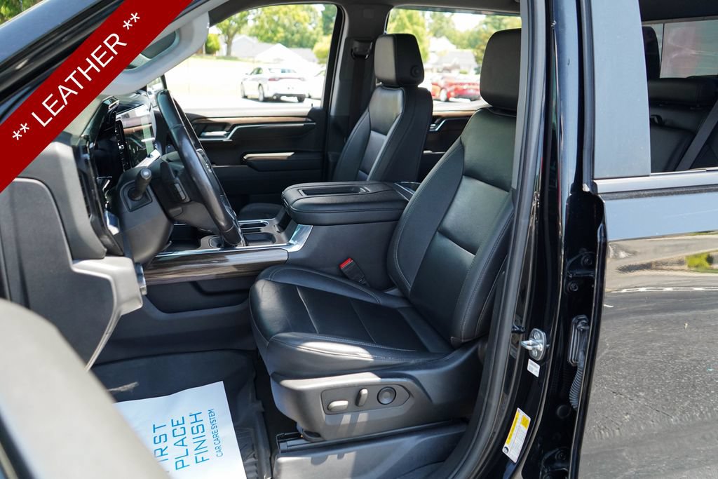 Used 2022 Chevrolet Silverado 1500 LT Trail Boss w/ LT Trail Boss Premium Package AWD/4WD image 6