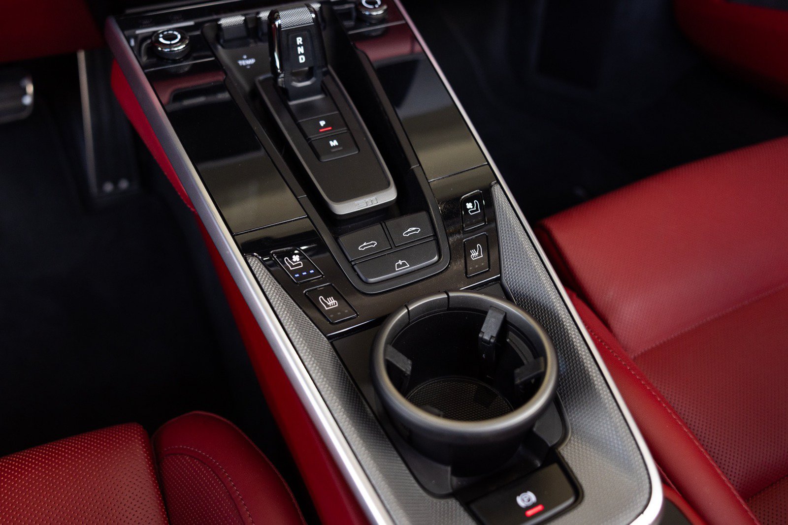 Used 2025 Porsche 911 Turbo AWD/4WD image 49
