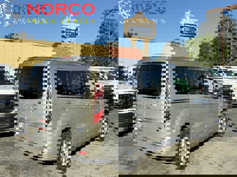 Used 2015 Ford Transit Connect XLT image 35