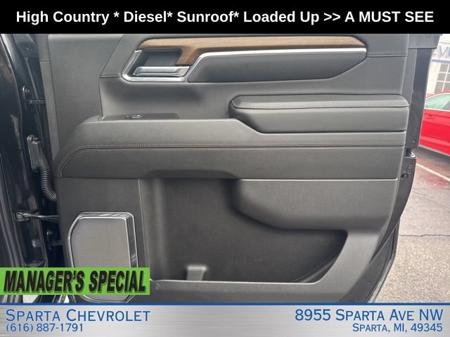 Used 2024 Chevrolet Silverado 2500 High Country AWD/4WD image 26