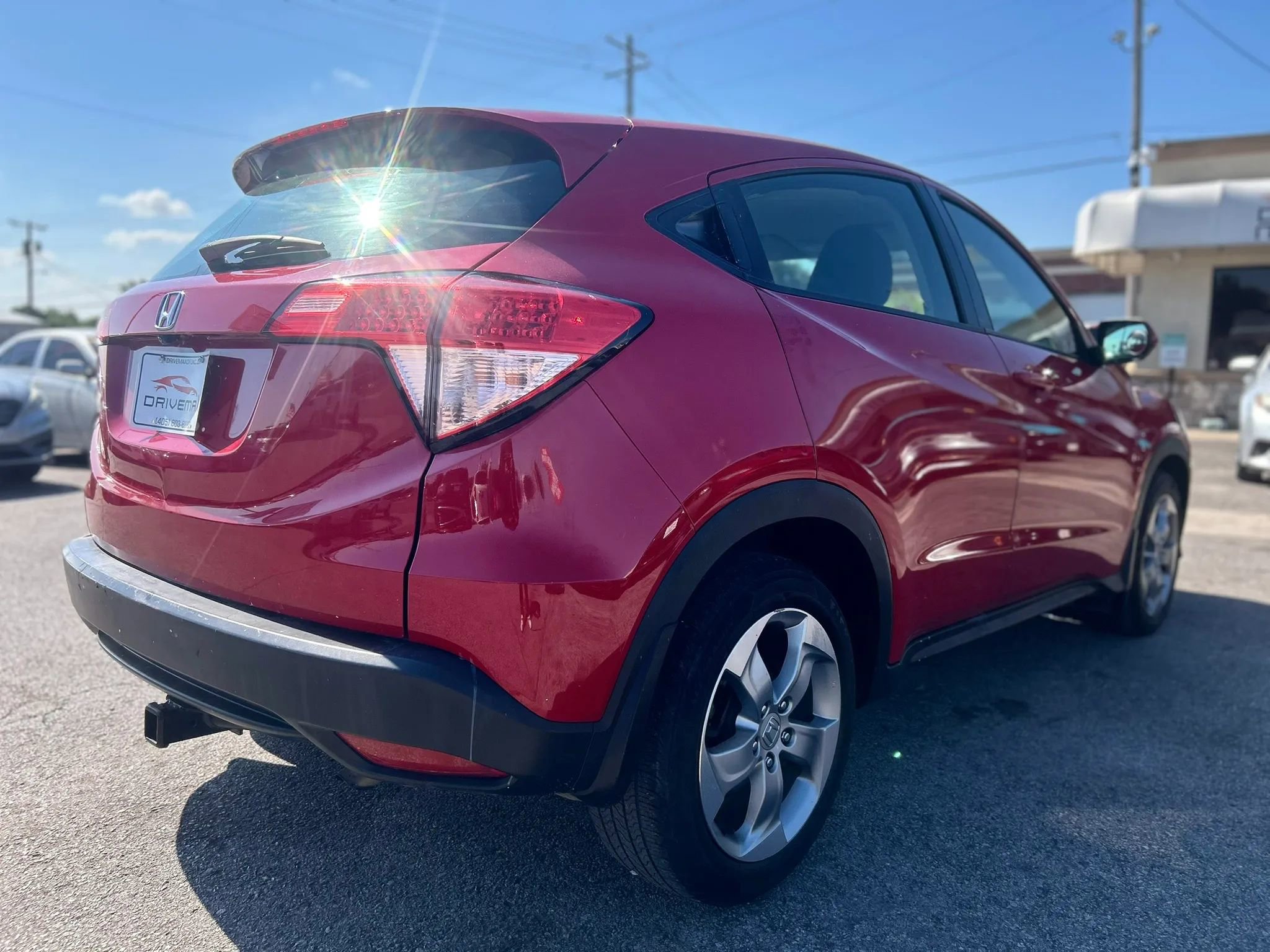 Used 2017 Honda HR-V LX image 4