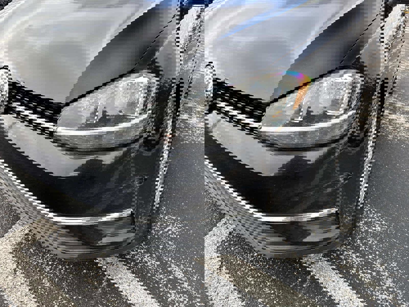 Used 2021 Volkswagen Golf 4-Door image 9