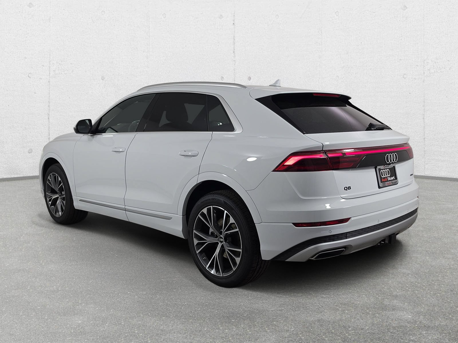 New 2026 Audi Q8 Premium AWD/4WD image 5