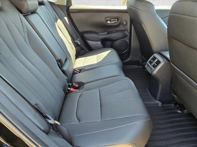 Certified 2025 Acura ADX FWD image 19