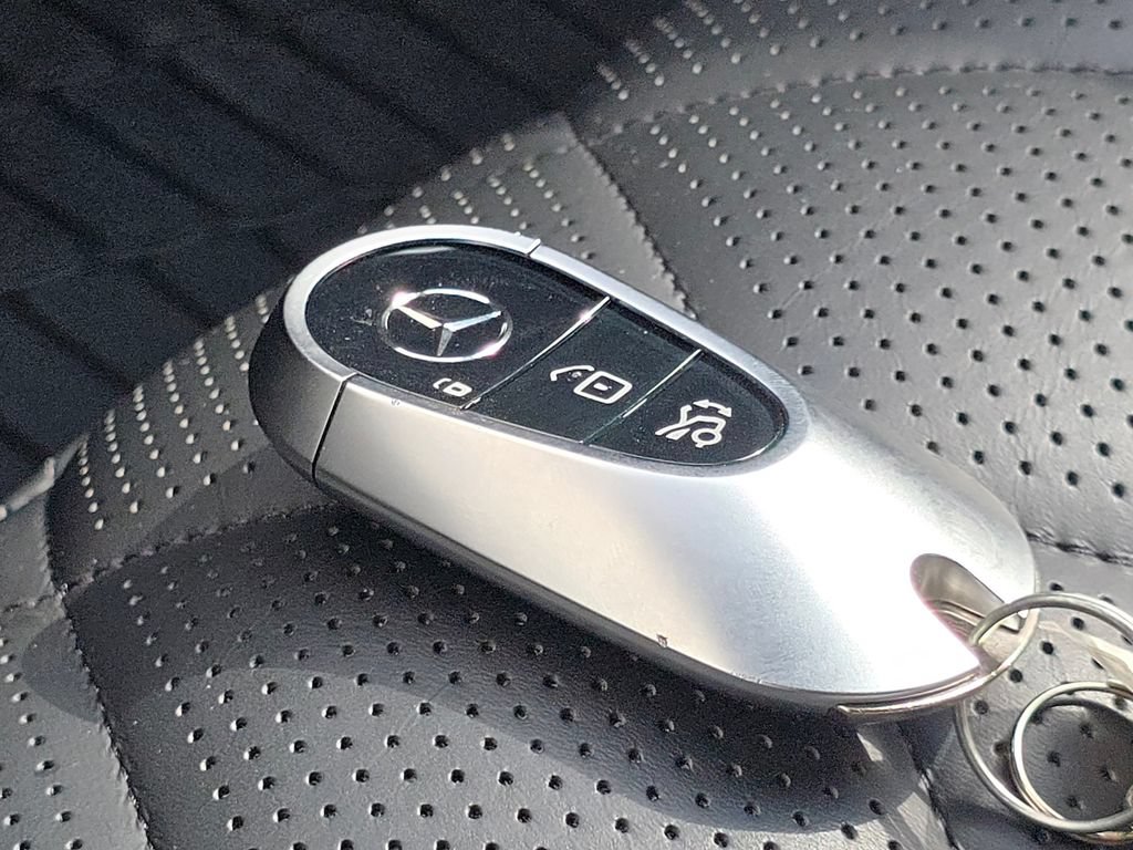 Used 2024 Mercedes-Benz S 580 4MATIC Sedan w/ AMG Line image 37