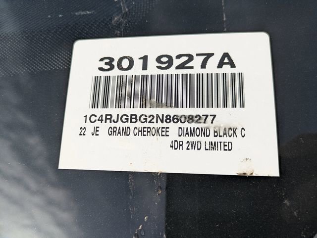 Used 2022 Jeep Grand Cherokee Limited image 33