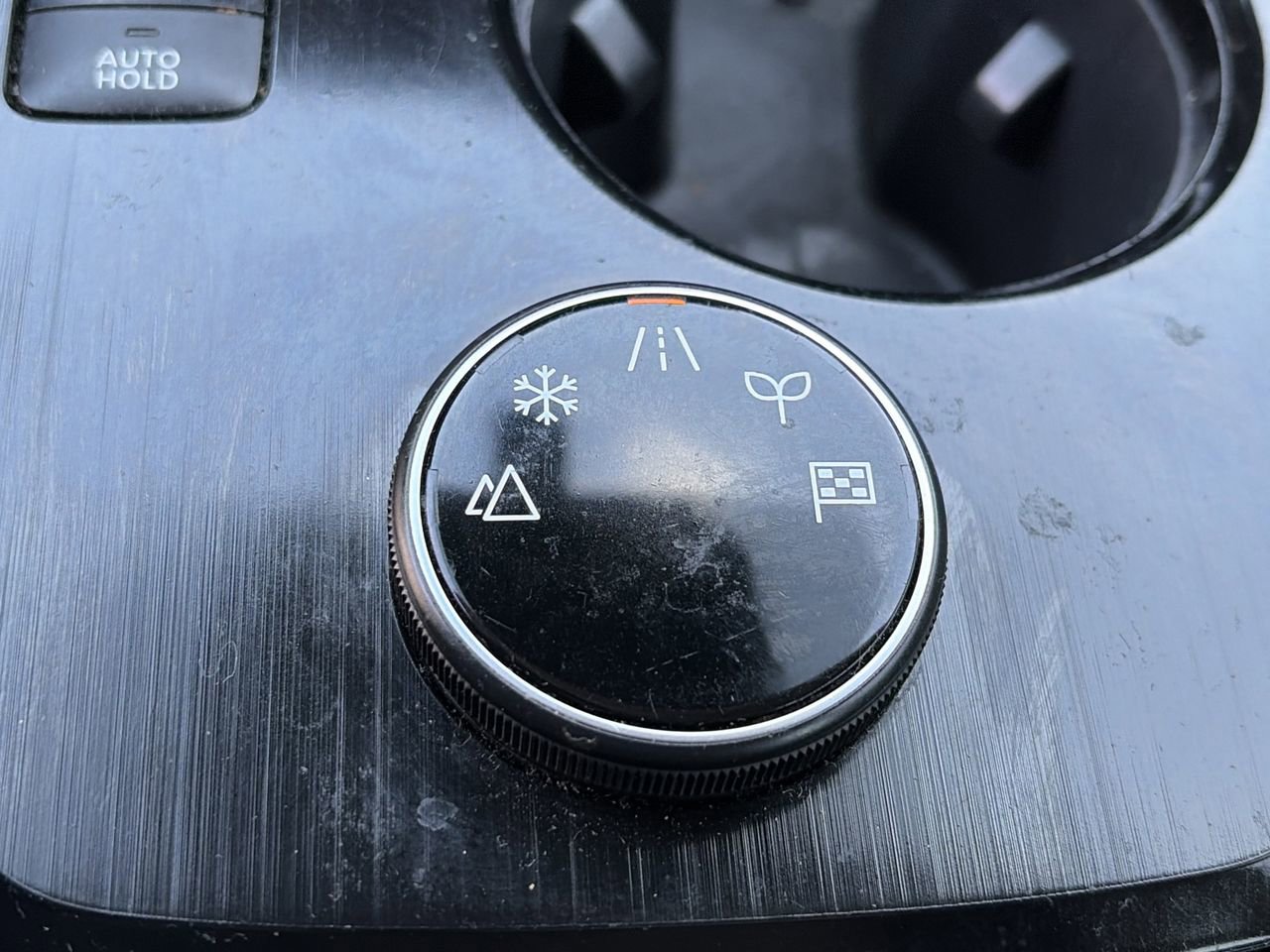 Used 2023 Nissan Rogue S image 17