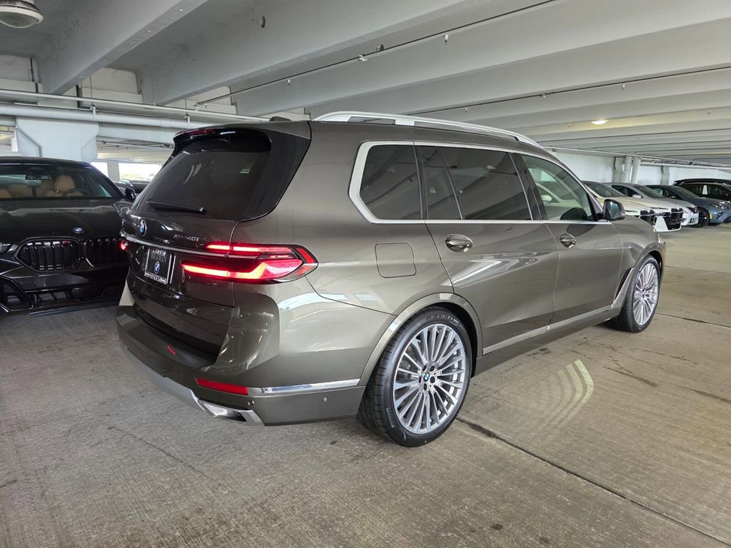 New 2026 BMW X7 xDrive40i image 4