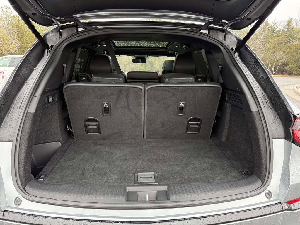 Used 2025 Acura MDX A-Spec image 30